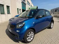 Usata Smart ForFour Superpassion 71 CV (52 kW) 2020 Blu/azzurro Utilitaria