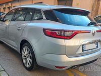 Usata Renault Mégane GrandTour 116 CV (85 kW) 2020 Grigio Station wagon