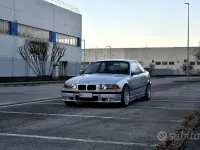 Usata BMW 318 140 CV (102 kW) 1992 Grigio Coupé