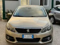 Usata Peugeot 308 GT-line 131 CV (96 kW) 2018 Giallo Berlina
