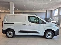 Uusi Peugeot Partner 102 HP (75 kW) 2026 Valkoinen Tila-auto