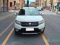 Usata Dacia Sandero Stepway 90 CV (66 kW) 2015 Bianco Utilitaria