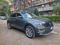 Usata VW T-Roc Advance 150 CV (110 kW) 2019 Grigio SUV