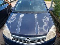 Usata Opel Astra 101 CV (74 kW) 2009 Blu Berlina