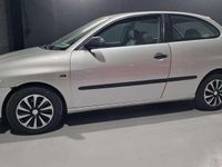 Usata Seat Ibiza Stella 64 CV (47 kW) 2003 Argento Berlina