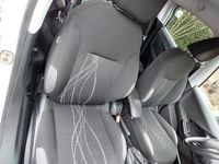 Usata Peugeot 208 Active 68 CV (50 kW) 2014 Bianco Utilitaria