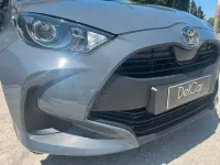 Nuova Toyota Yaris Hybrid 92 CV (67 kW) 2026 Grigio Berlina