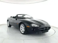 Usata Jaguar XK 284 CV (208 kW) 2000 Nero metallizzato Cabrio