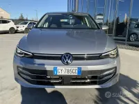 Usata VW Golf VIII Style 150 CV (110 kW) 2025 Grigio Berlina