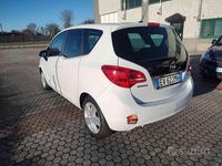 Usata Opel Meriva 120 CV (88 kW) 2014 Bianco Monovolume