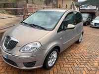 Usata Lancia Musa 77 CV (56 kW) 2009 Viola Monovolume