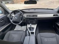 Usata BMW 320 177 CV (130 kW) 2009 Nero Berlina