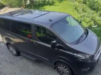 Usata Ford Tourneo 185 CV (136 kW) 2020 Grigio Furgone