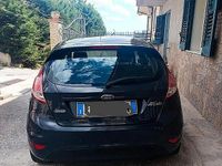 Usata Ford Fiesta 75 CV (55 kW) 2012 Blu Utilitaria