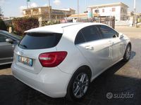 Usata Mercedes A180 Premium 122 CV (89 kW) 2013 Bianco Berlina