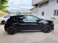 Second-hand Peugeot e-208 57 kW (78 CP) 2022 Negru Hatchback