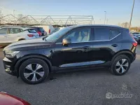 Usata Volvo XC40 Business Edition 179 CV (131 kW) 2020 Nero SUV