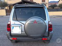 Usata Mitsubishi Pajero 160 CV (117 kW) 2004 Grigio SUV