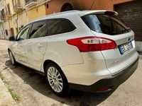 Usata Ford Focus Titanium 116 CV (85 kW) 2011 Argento Station wagon