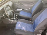 Usata Seat Ibiza 60 CV (44 kW) 2001 Grigio Utilitaria