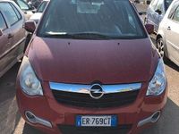 Usata Opel Agila 86 CV (63 kW) 2013 Rosso Utilitaria