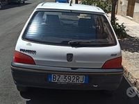 Usata Peugeot 106 45 CV (33 kW) 1997 Bianco Utilitaria