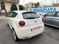 Usata Alfa Romeo MiTo 85 CV (62 kW) 2014 Beige Utilitaria