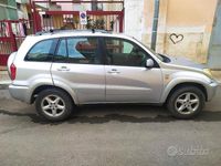Usata Toyota RAV4 116 CV (85 kW) 2002 Grigio SUV