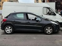 Usata Peugeot 207 73 CV (53 kW) 2012 Nero Berlina