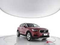 Begagnad Volvo XC40 Momentum 190 HK (139 kW) 2018 Röd SUV