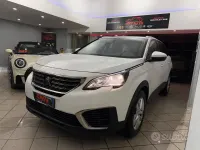 Usata Peugeot 5008 Business-Line 131 CV (96 kW) 2019 Bianco SUV