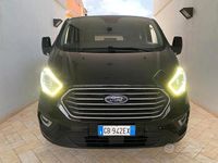 Usata Ford Tourneo Custom 130 CV (95 kW) 2020 Nero Furgone