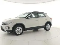 Usata VW T-Roc Life 110 CV (80 kW) 2023 Beige SUV