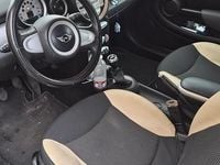 Begagnad Mini ONE 75 HK (55 kW) 2010 Vit Halvkombi
