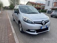 Usata Renault Scénic III XMOD 110 CV (80 kW) 2016 Grigio Monovolume