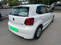 Usata VW Polo Trendline 75 CV (55 kW) 2011 Bianco Berlina