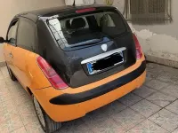 Usata Lancia Ypsilon 60 CV (44 kW) 2006 Arancione Utilitaria