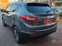 Usata Hyundai ix35 Xpossible 115 CV (84 kW) 2015 Grigio SUV
