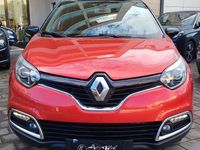 Usata Renault Captur Intens 90 CV (66 kW) 2016 Rosso SUV