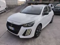 Usata Peugeot 208 Active 56 kW (77 CV) 2024 Bianco banchisa Utilitaria