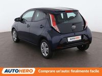 Usata Toyota Aygo X-play 70 CV (51 kW) 2015 Blu Utilitaria