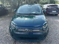 Usata Fiat 500e Icon 86 kW (118 CV) 2021 Ocean green Berlina