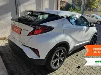 Begagnad Toyota C-HR Lounge 98 HK (72 kW) 2022 SUV
