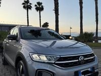 Usata VW T-Roc Style 110 CV (80 kW) 2022 Argento SUV