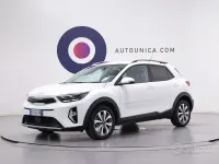 Usata Kia Stonic Style 84 CV (61 kW) 2024 Bianco SUV