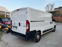 Usata Peugeot Boxer S 120 CV (88 kW) 2022 Bianco pastello Furgone