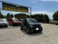 Usata Smart ForTwo Cabrio Brabus 109 CV (80 kW) 2018 Nero Cabrio