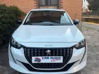 Usata Peugeot 208 75 CV (55 kW) 2022 Bianco Utilitaria