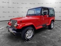 Usata Jeep Wrangler Laredo 103 CV (75 kW) 1991 Rosso SUV