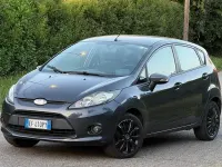 Usata Ford Fiesta 92 CV (67 kW) 2011 Nero Berlina